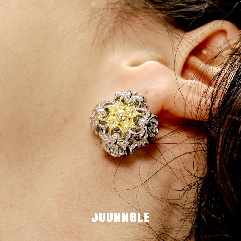 Cross Magnolia perforated stud earrings