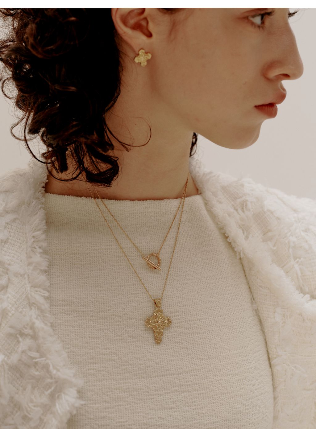 Cross Magnolia long necklace