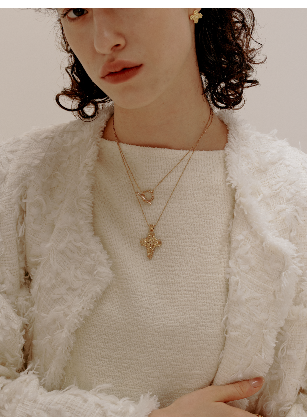 Cross Magnolia long necklace