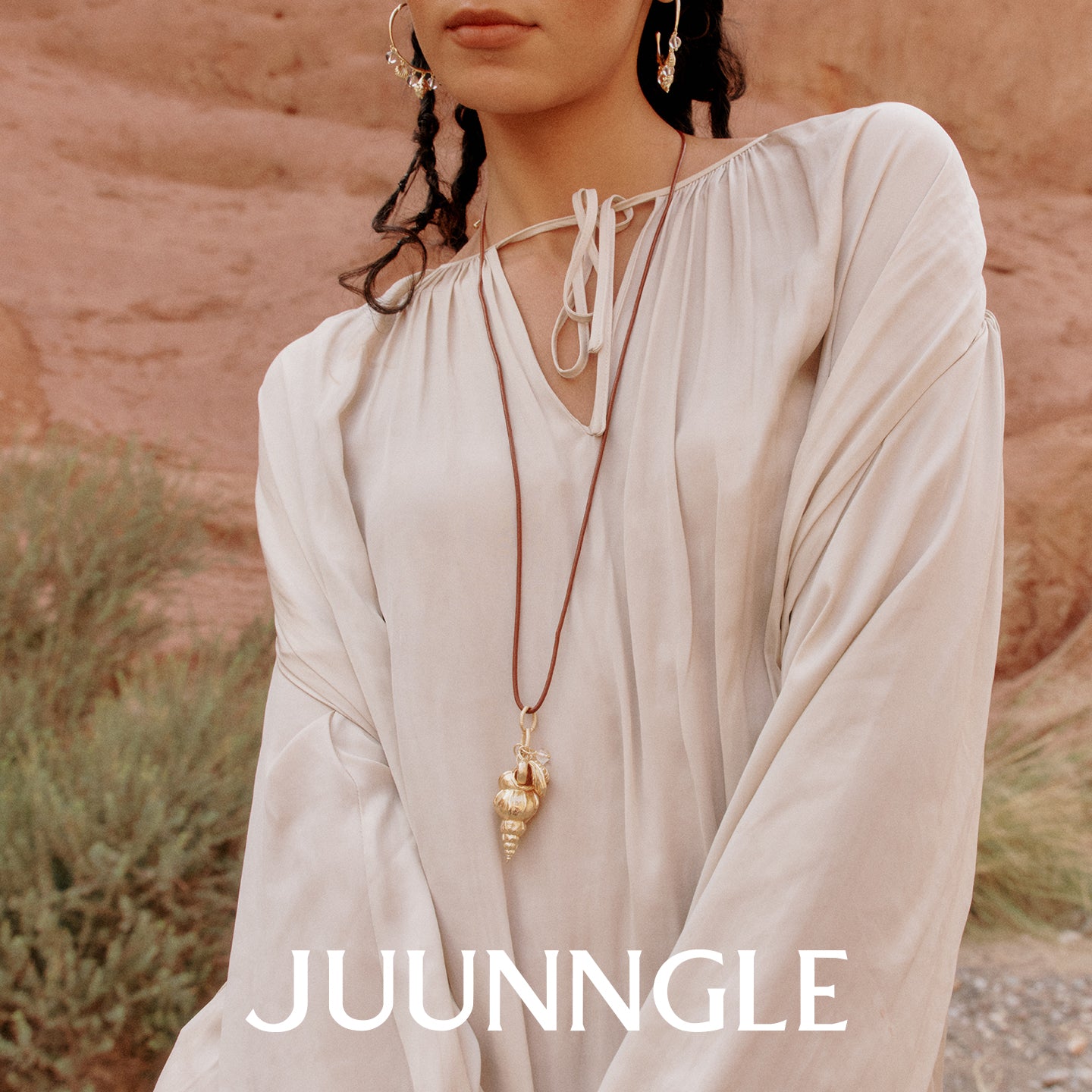 Mussel Bay Conch Necklace