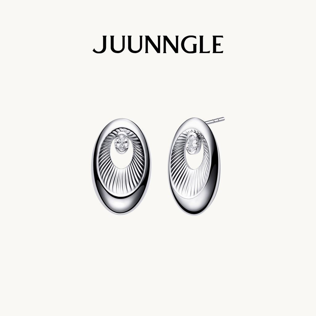 Engraved and patterned stud earrings
