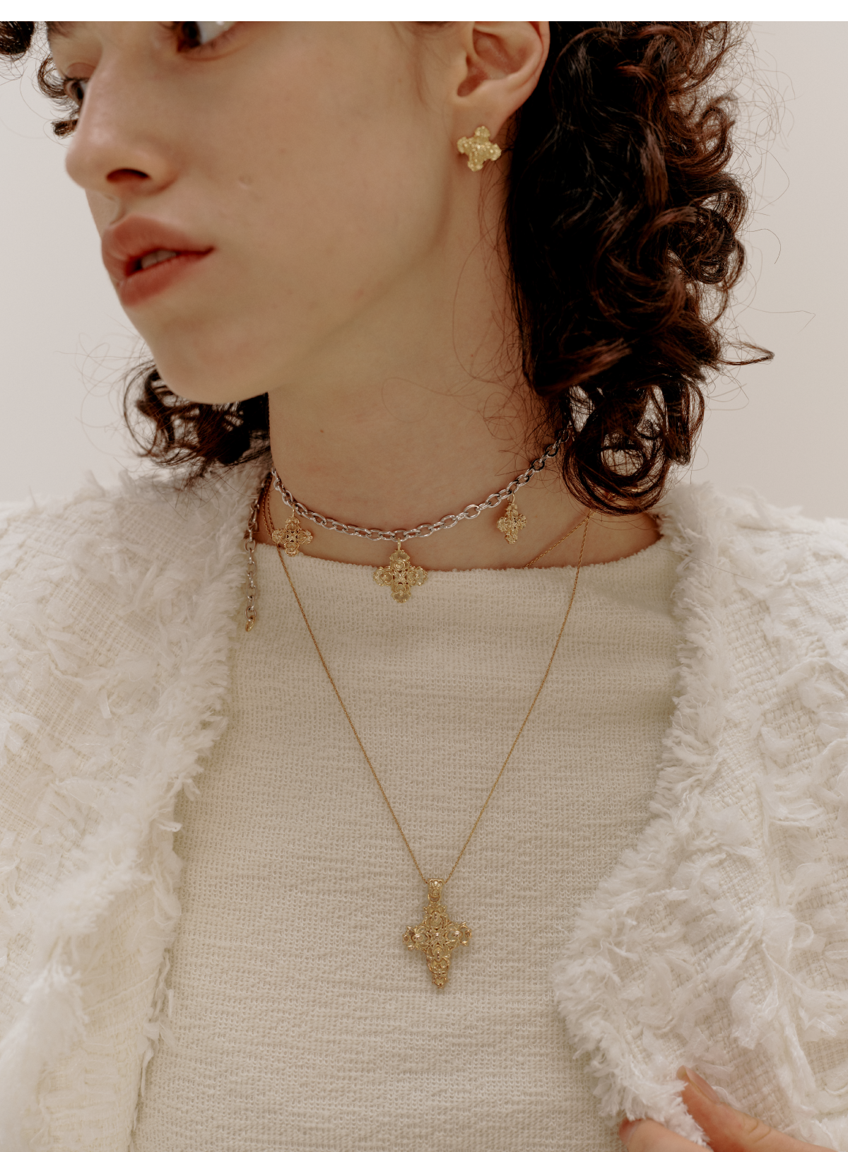 Cross Magnolia long necklace