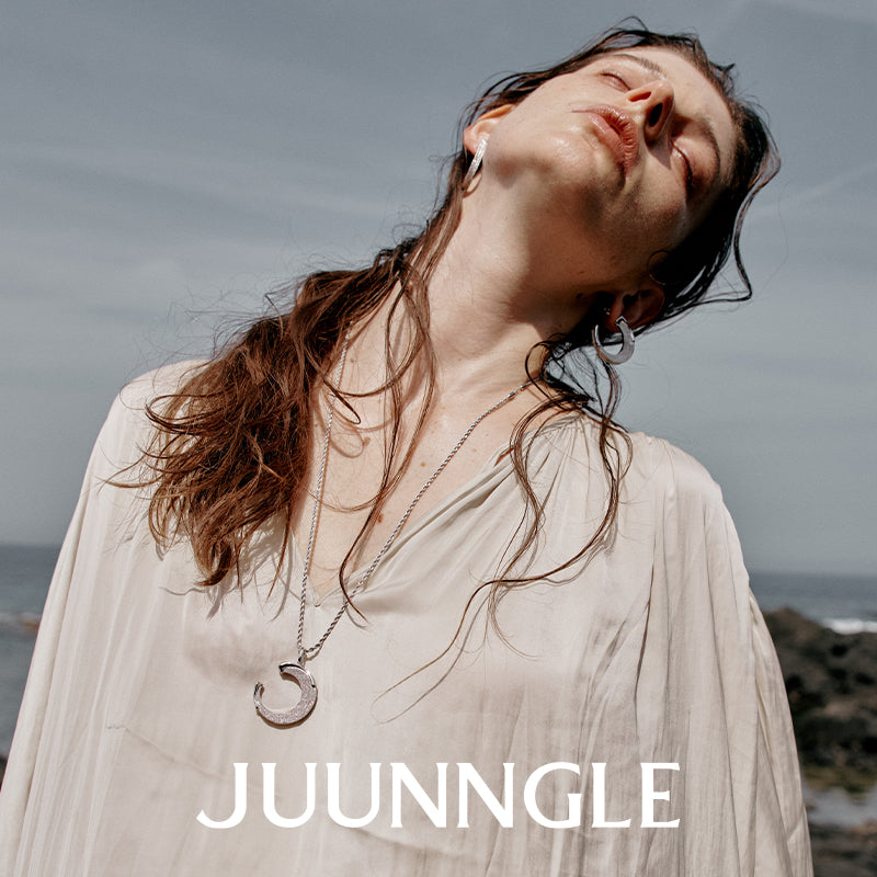 Pura Dust Crescent Necklace