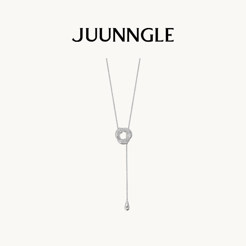 Pura Dust Hoop Necklace